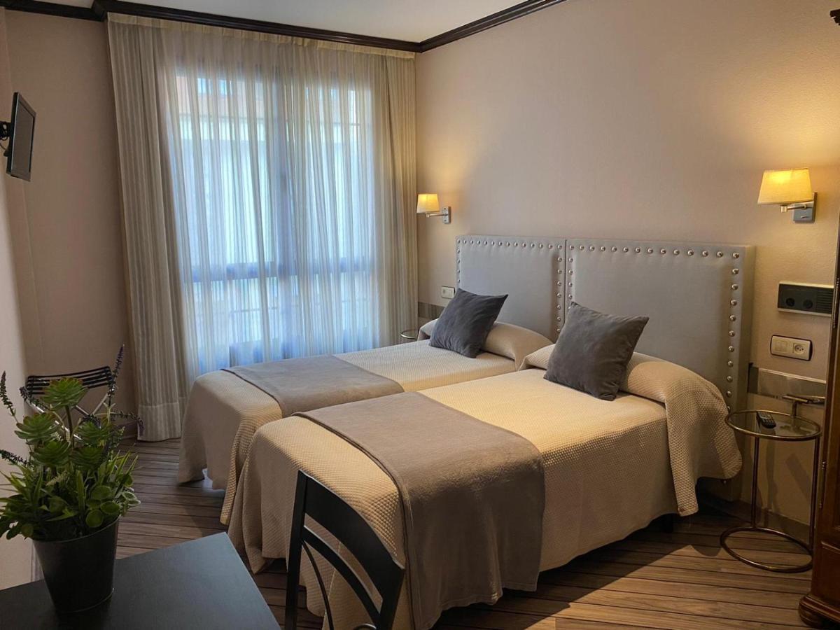 Hotel Los Molinos Llanes Luaran gambar